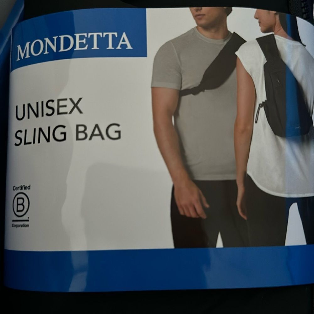 Mondetta Unisex Sling Bag